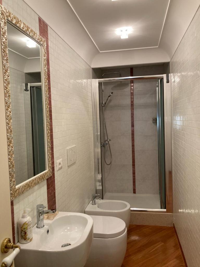 B&B Ai Due Santi Lecce Exteriör bild